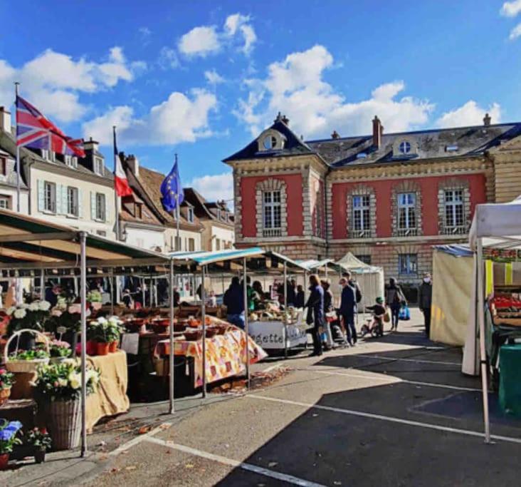 Cosy 3 Pieces En Face De La Gare Apartment Rambouillet Exterior photo